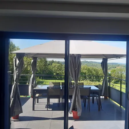 Les Griffons Tatil Evi Clairvaux-les-Lacs